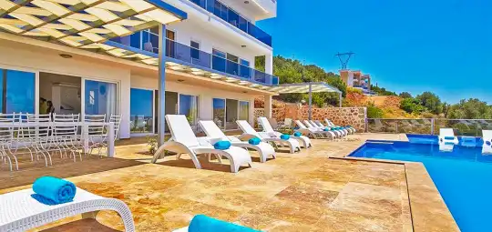 Villa Falcon Exclusive