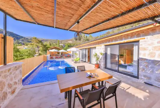 Villa Stone Aqua