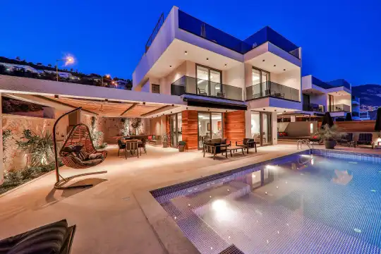 Villa Eos Kalamar, Kalkan Kalamar’da 3 yatak odalı kiralık lüks villa.